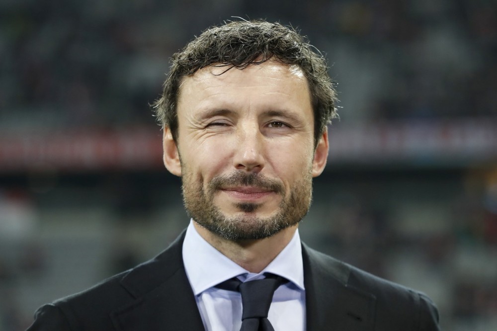 足球不再仅 足球不再仅