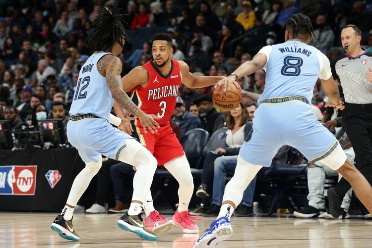 引人注目的 引人注目的