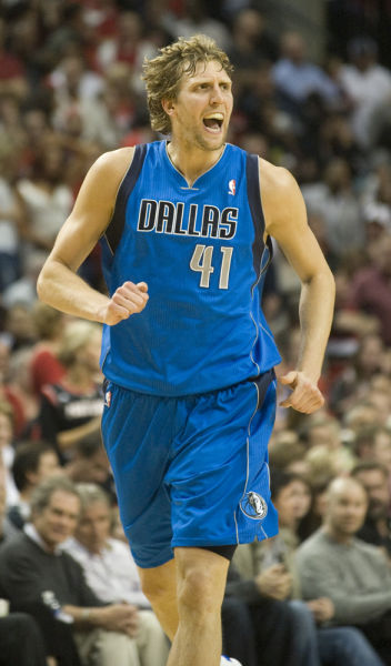 体育CBA：收获连胜 浙江东阳光药110-101天津男篮