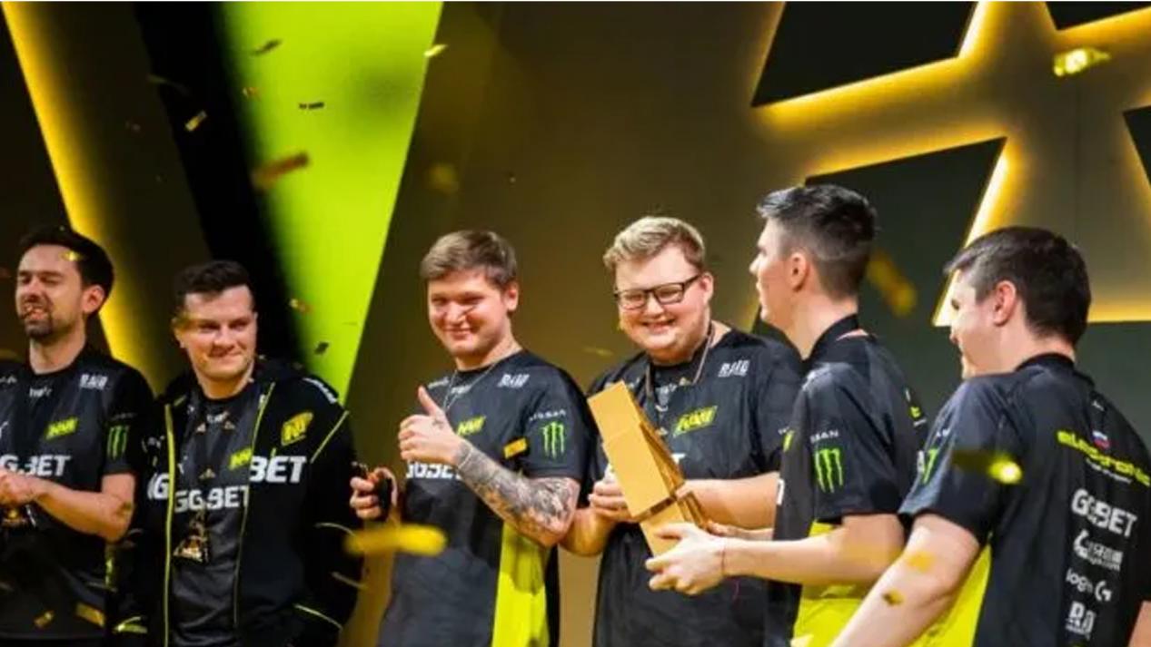 西甲积分榜：巴萨两连胜暂领跑，马竞两轮不胜暂排第13