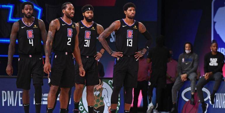 与此同时 与此同时