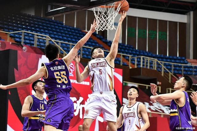 高举桂冠 高举桂冠